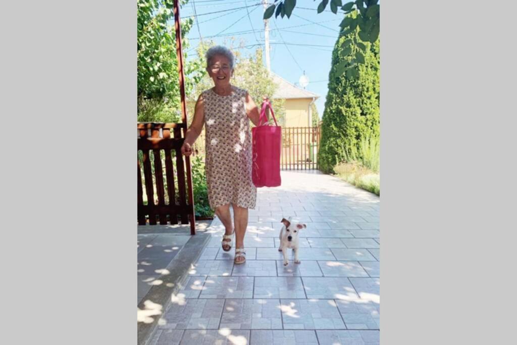 Balla Mama, Hajduszoboszlo Ngoại thất bức ảnh